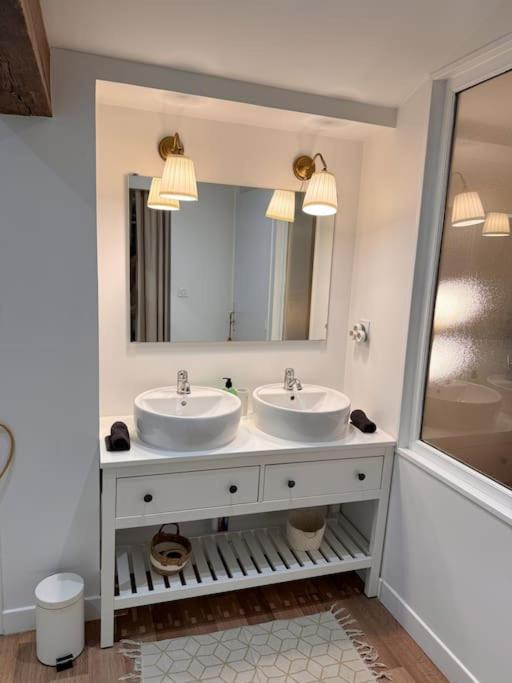Maison + Parking Prive Au Coeur Angouleme 60M2 Esterno foto