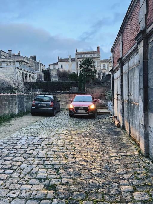 Maison + Parking Prive Au Coeur Angouleme 60M2 Esterno foto