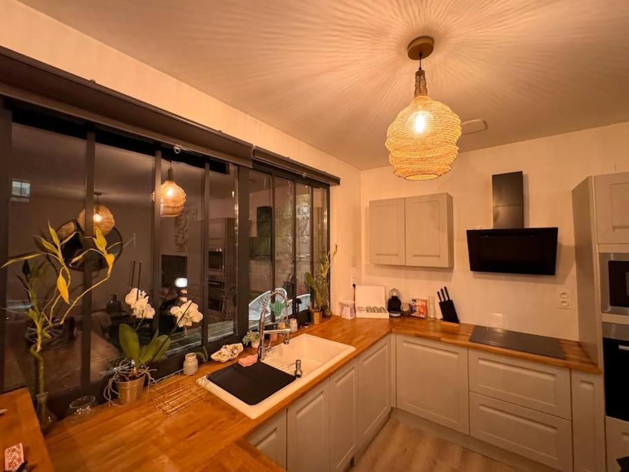 Maison + Parking Prive Au Coeur Angouleme 60M2 Esterno foto