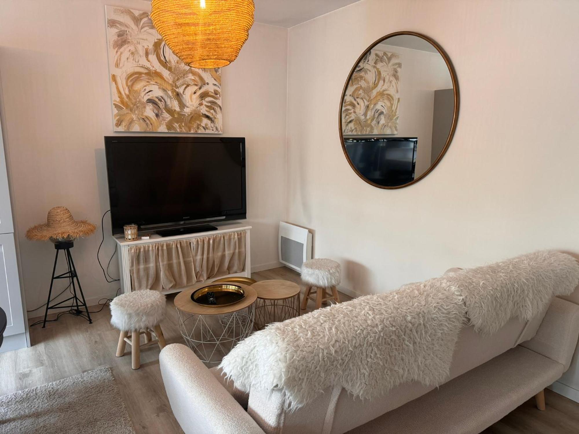 Maison + Parking Prive Au Coeur Angouleme 60M2 Esterno foto