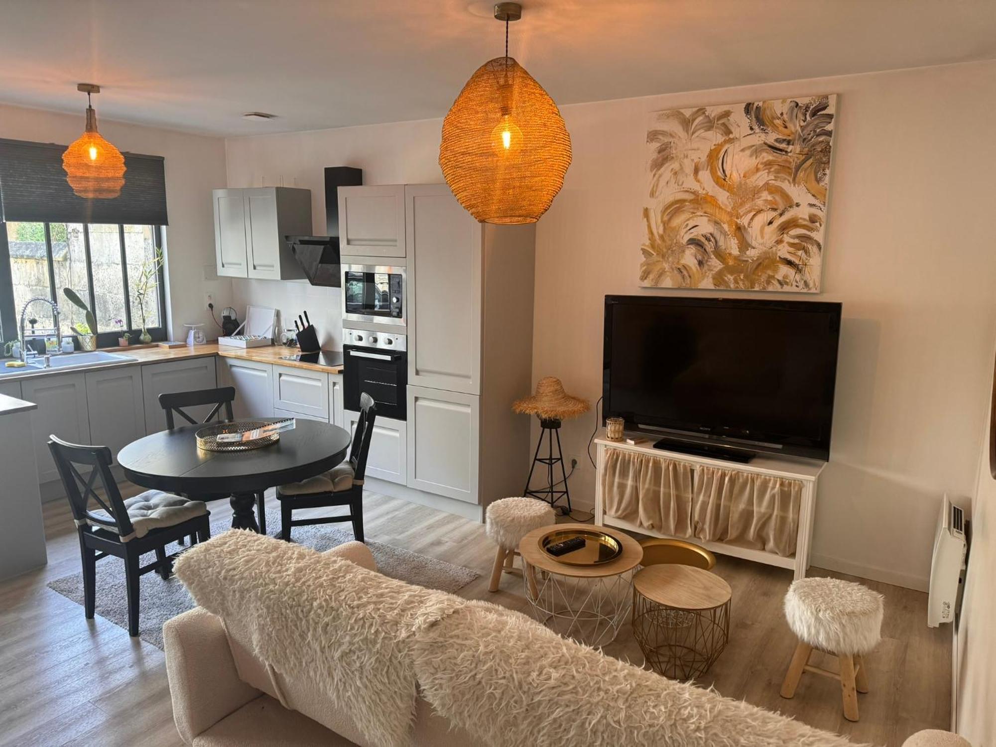 Maison + Parking Prive Au Coeur Angouleme 60M2 Esterno foto