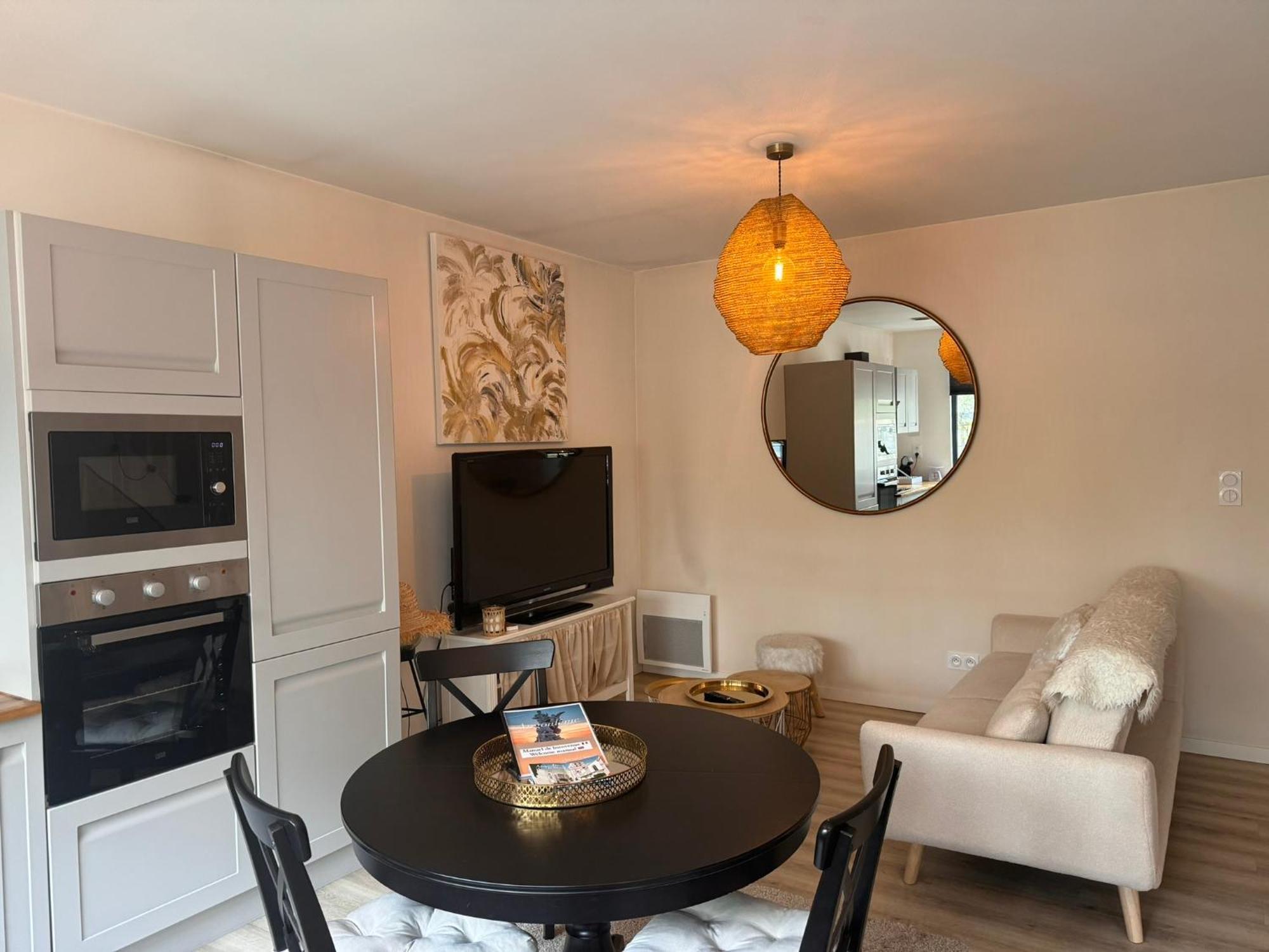 Maison + Parking Prive Au Coeur Angouleme 60M2 Esterno foto
